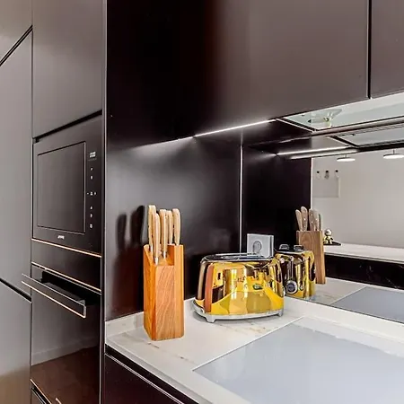 Smart Flat River Views & Ntflix By Homeful Homes * Лісабон