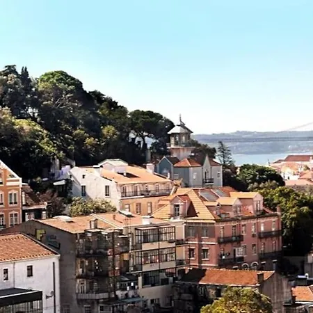 Smart Flat River Views & Ntflix By Homeful Homes Апартаменти *